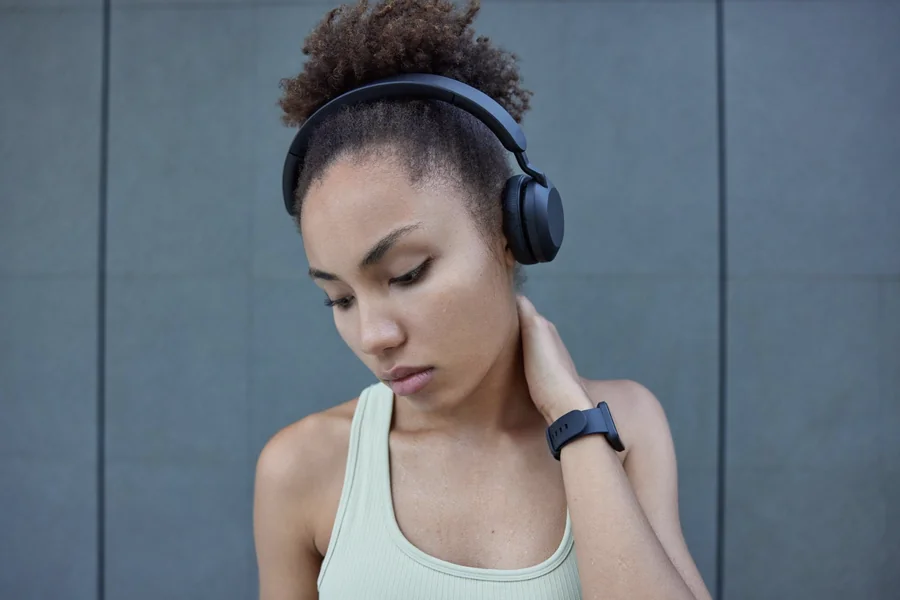 Noise-Cancelling Earphones